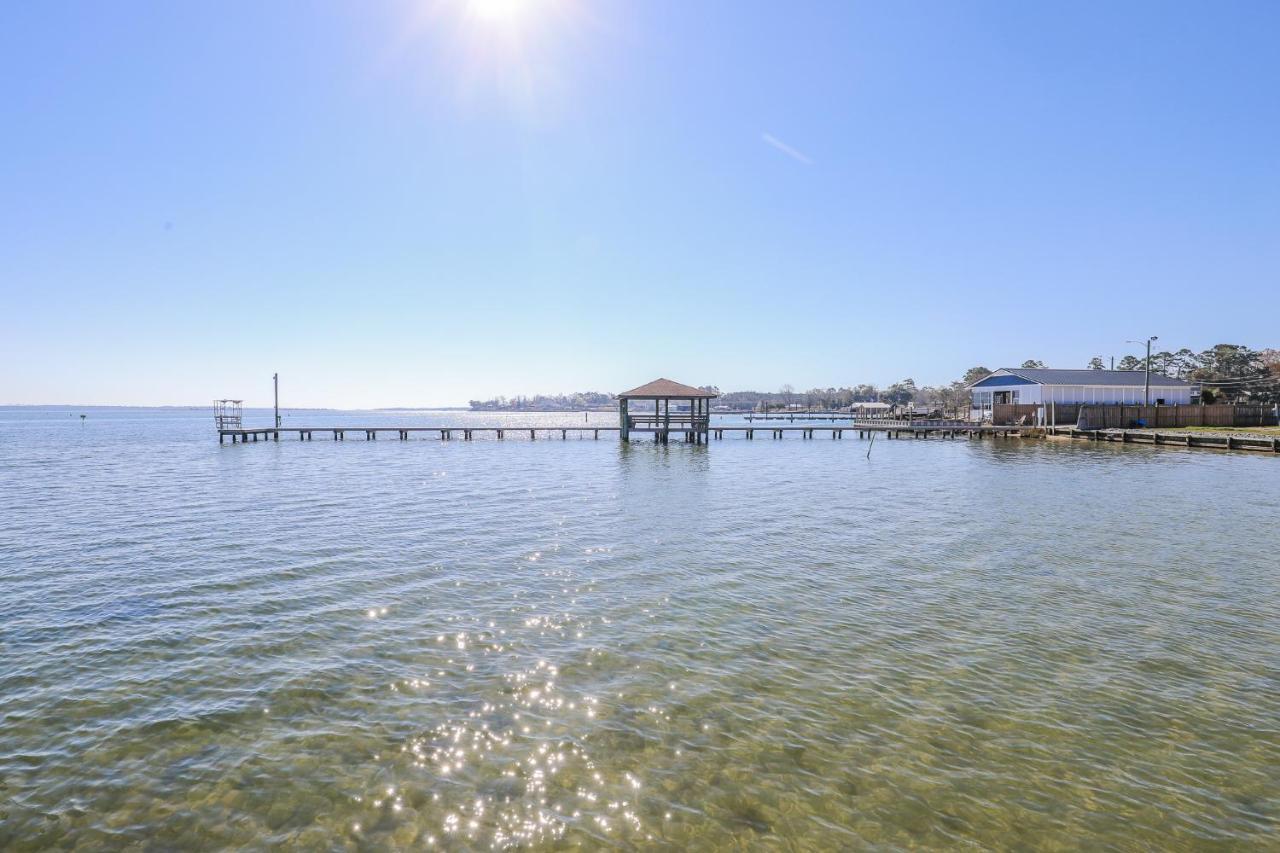 Spacious Home With Waterfront View-Welcome Pets Sneads Ferry Exterior foto